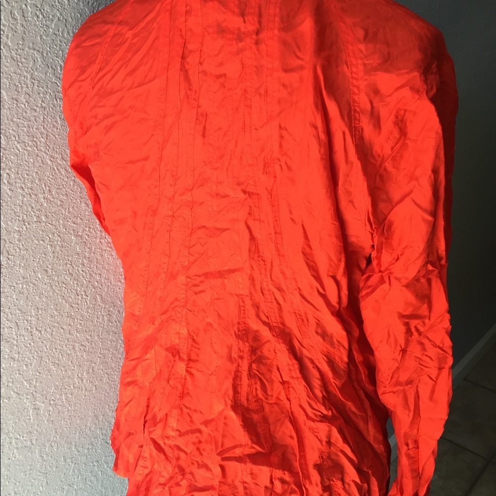 Silk button down top - Picture 3 of 3